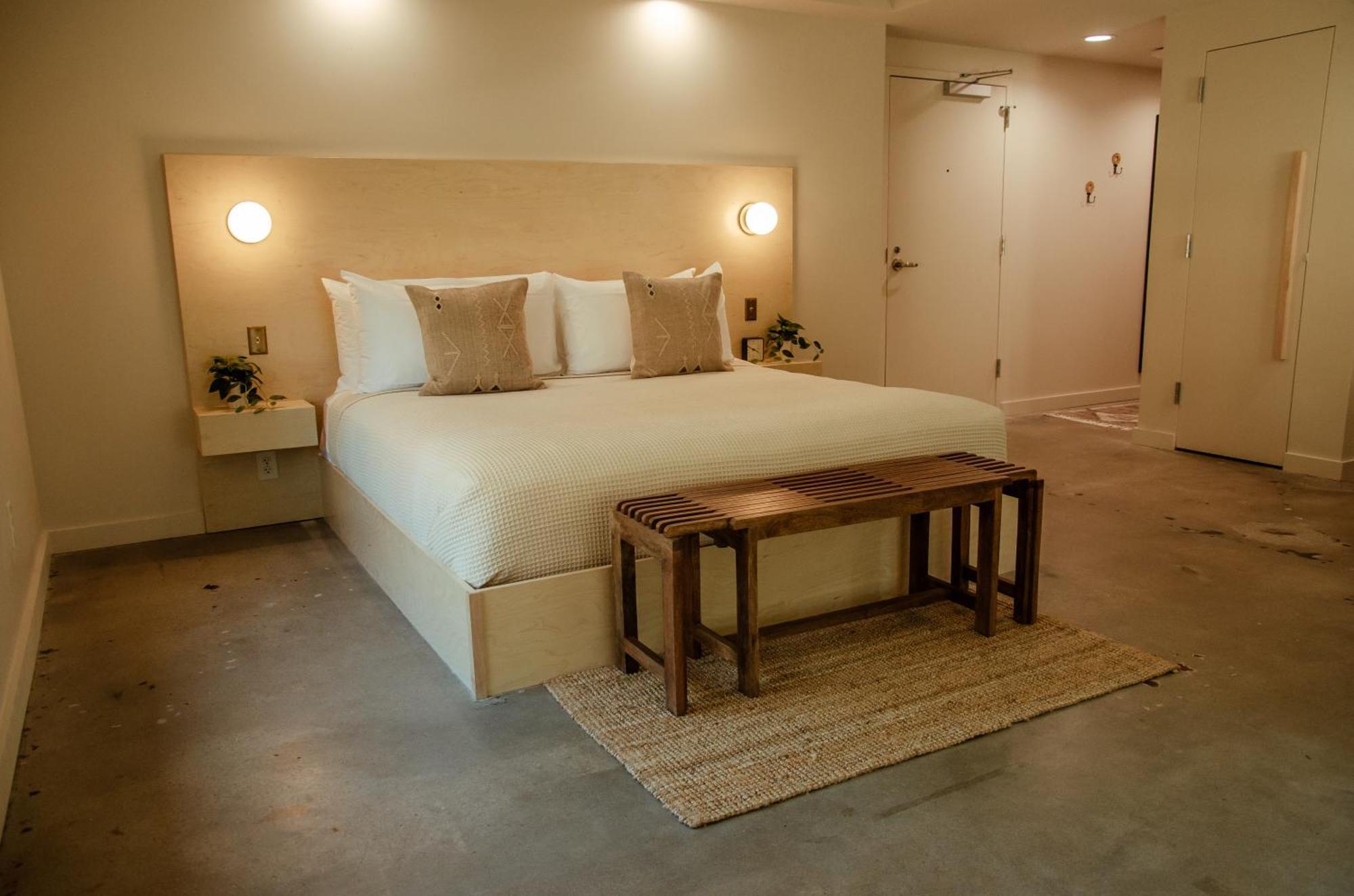Brut Hotel Tulsa Ngoại thất bức ảnh